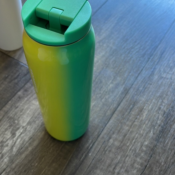 Starbucks two Cup bundle. GUC - Picture 9 of 12